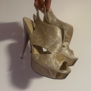 Y2K Gold glitter peep-toe Charlotte Russe platform heels